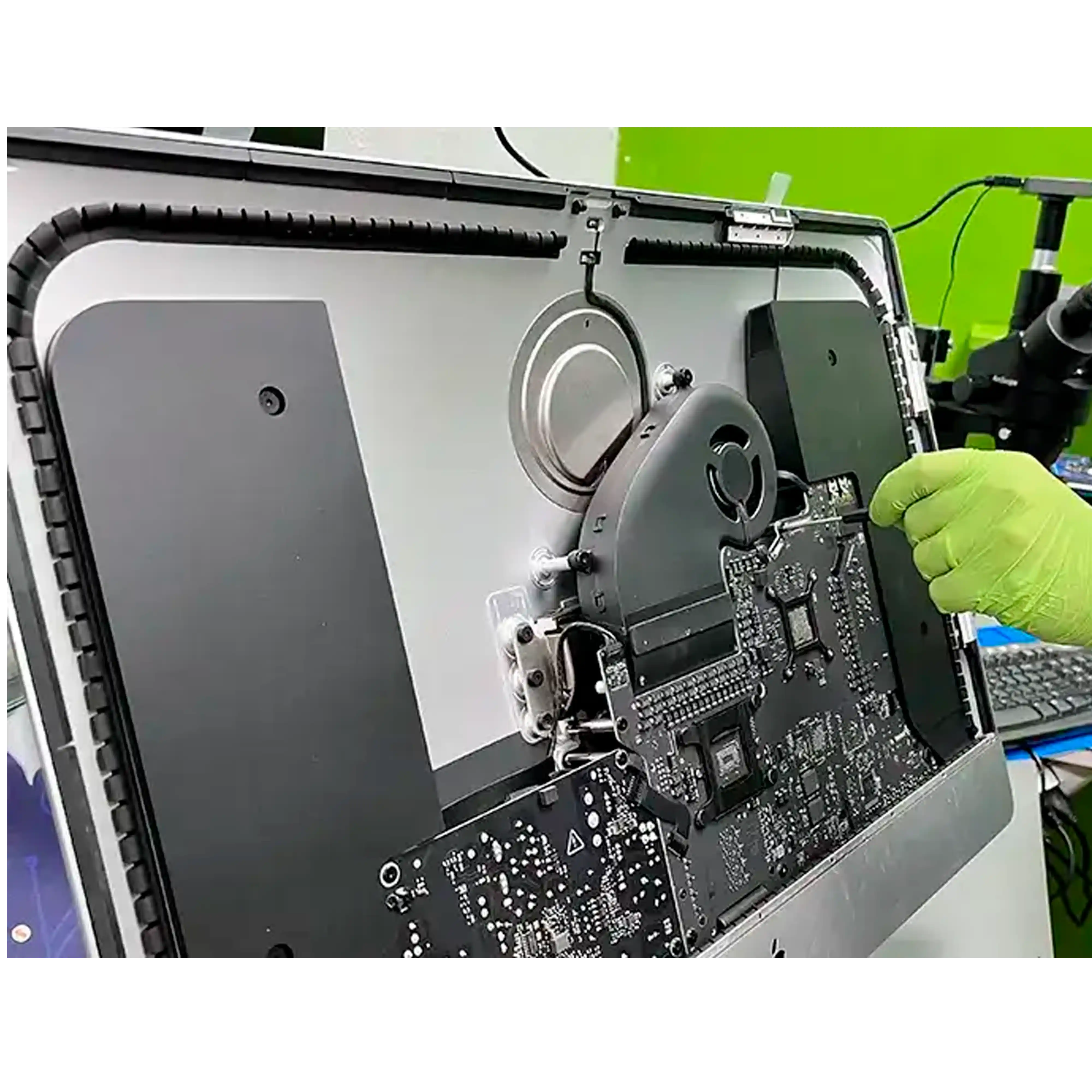 Troca de Tela iMac